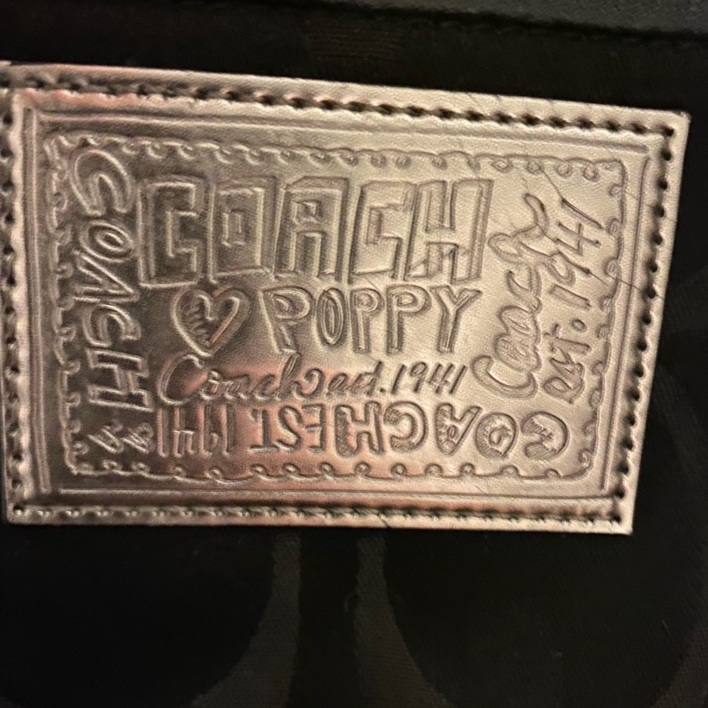 Coach Poppy Metallic Silver Tag